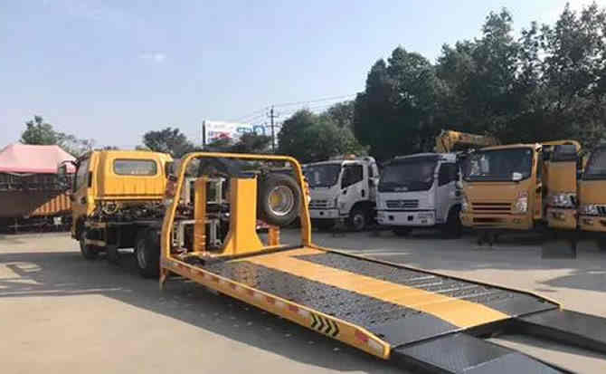 忻城汽车中途维修案例